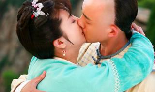 新还珠格格中的吻戏 新还珠格格中的吻戏